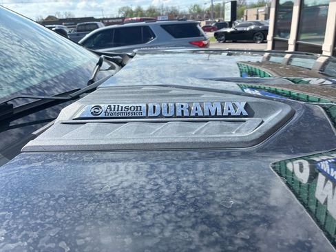 Used 2022 Chevrolet Silverado 2500 LT w/ Texas Edition image 7