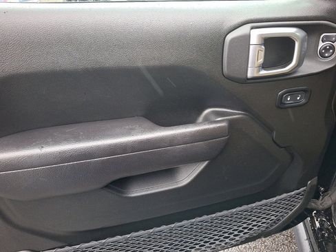 Certified 2022 Jeep Wrangler Unlimited Sport image 22