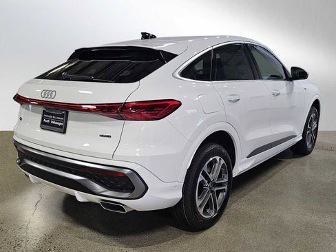 New 2025 Audi Q5 Premium image 3