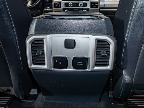 Used 2022 Ford F350 Lariat w/ Lariat Ultimate Package AWD/4WD image 27