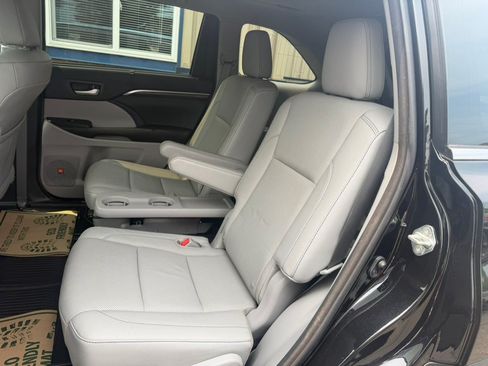 Used 2016 Toyota Highlander Limited w/ Protection Package #3 AWD/4WD image 23