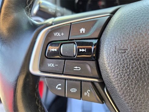 Used 2018 Honda Accord Sport image 16