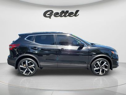 Used 2022 Nissan Rogue Sport SL