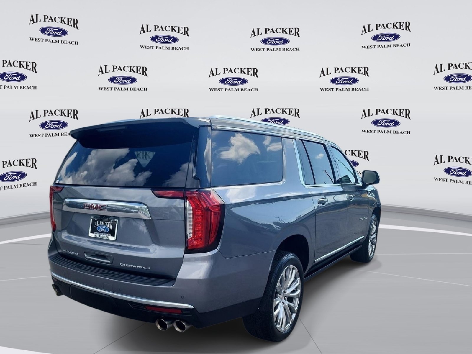 Used 2022 GMC Yukon XL Denali RWD image 6