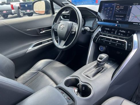 Used 2021 Toyota Venza Limited w/ Advanced Technology Package image 38