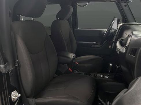 Used 2017 Jeep Wrangler Sport AWD/4WD image 22