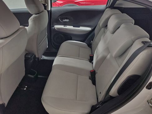 Used 2021 Honda HR-V LX image 11