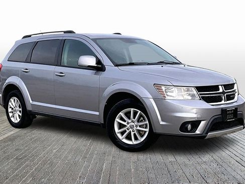 Used 2015 Dodge Journey SXT w/ Flexible Seating Group image 11