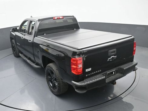 Used 2018 Chevrolet Silverado 1500 Custom w/ Custom Value Package image 44