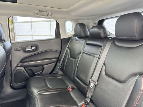 Used 2018 Jeep Compass Trailhawk w/ Leather Interior Group image 30