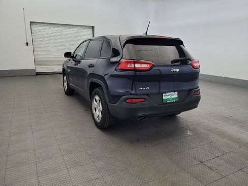Used 2014 Jeep Cherokee Sport w/ Cold Weather Group AWD/4WD image 5