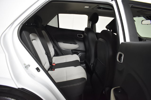 Used 2023 Hyundai Venue SEL w/ Cargo Package FWD image 29