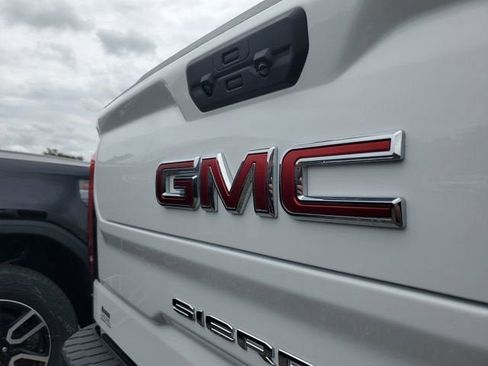 New 2026 GMC Sierra 1500 SLT w/ SLT Premium Package RWD image 7