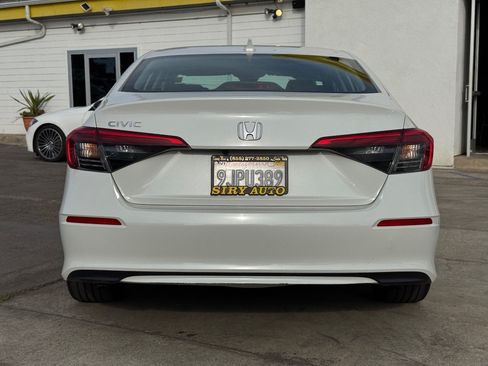 Used 2024 Honda Civic EX image 10