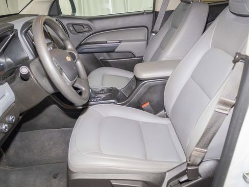 Used 2022 Chevrolet Colorado W/T w/ WT Convenience Package AWD/4WD image 12