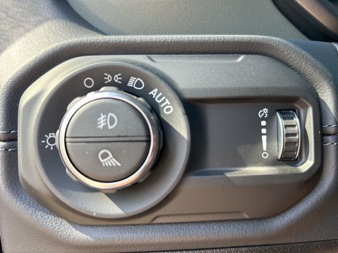 New 2026 Jeep Gladiator Mojave image 25