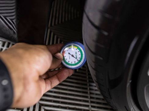 Used 2025 Audi RS 6 performance image 46