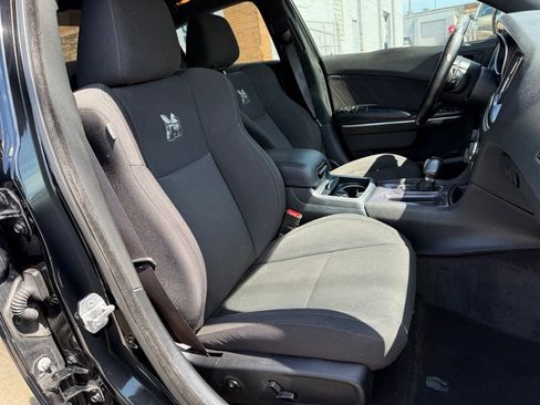Used 2017 Dodge Charger R/T Scat Pack RWD image 27