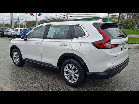 Used 2023 Honda CR-V LX image 6