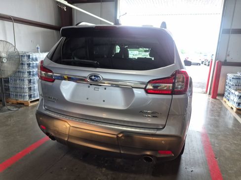 Used 2021 Subaru Ascent Limited w/ Technology Package AWD/4WD image 4