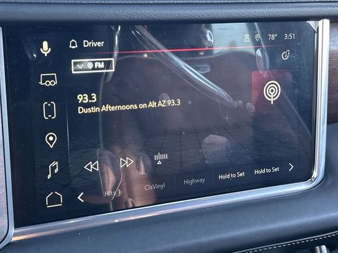 Used 2024 GMC Yukon XL Denali Ultimate image 13