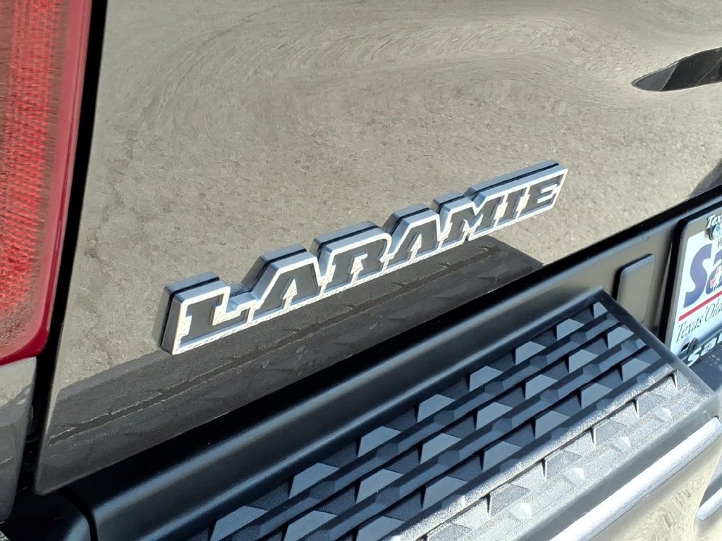 Used 2026 RAM 2500 Laramie AWD/4WD image 10
