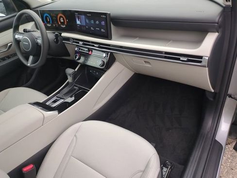 Certified 2025 Hyundai Tucson SEL image 19