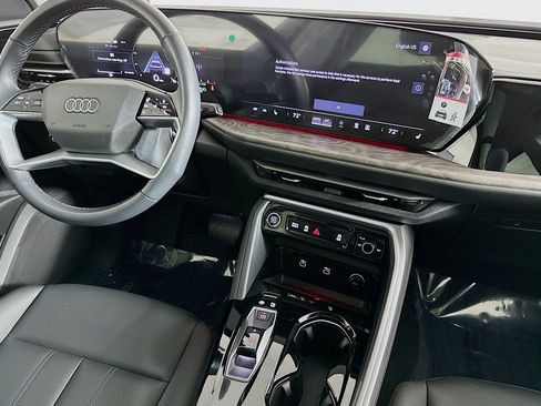 Used 2025 Audi Q5 Premium w/ Convenience Package AWD/4WD image 6