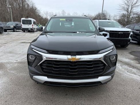 New 2026 Chevrolet TrailBlazer LT w/ Convenience Package FWD image 3