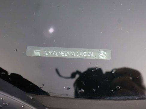 Used 2024 GMC Terrain SLE w/ Driver Convenience Package FWD image 49