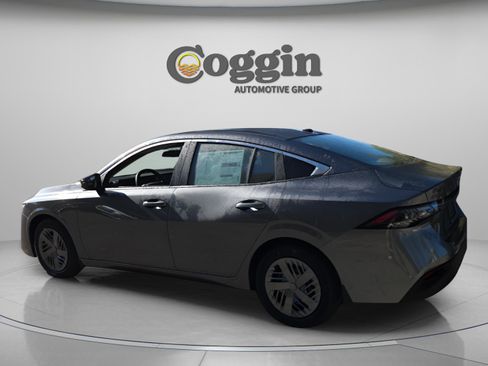 New 2026 Nissan Sentra SV w/ Floor Mat Package FWD image 3