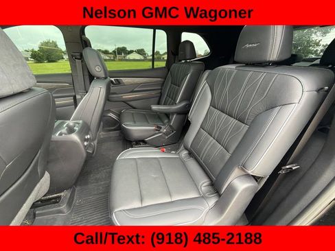 Used 2025 Buick Enclave Avenir w/ Super Cruise Package FWD image 13