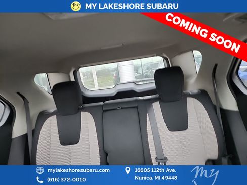 Used 2017 Chevrolet Equinox LT w/ Convenience Package image 10