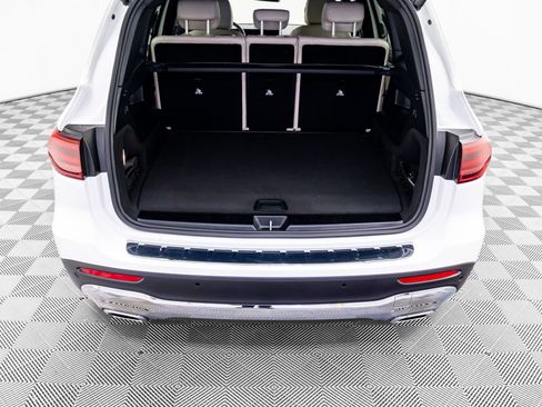 Certified 2025 Mercedes-Benz GLB 250 4MATIC image 29