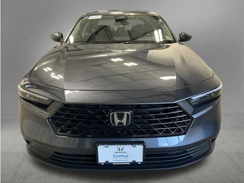 Used 2023 Honda Accord LX image 10