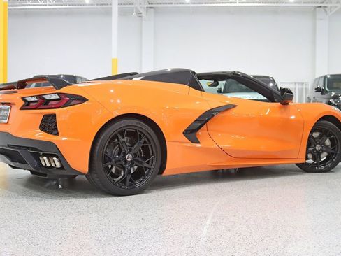 Used 2022 Chevrolet Corvette Stingray Premium Conv w/ Z51 Performance Package RWD image 10