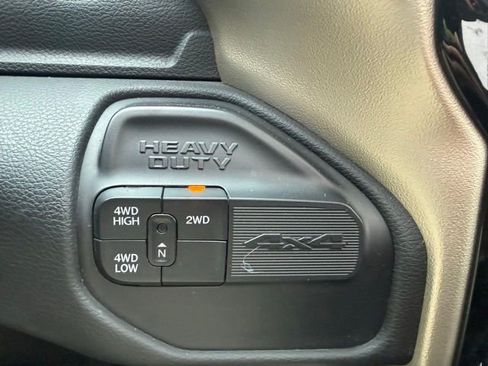 Used 2019 RAM 2500 Laramie AWD/4WD image 28