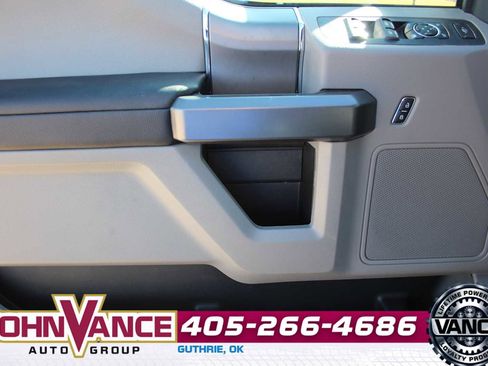 Used 2022 Ford F250 XLT w/ XLT Premium Package image 27