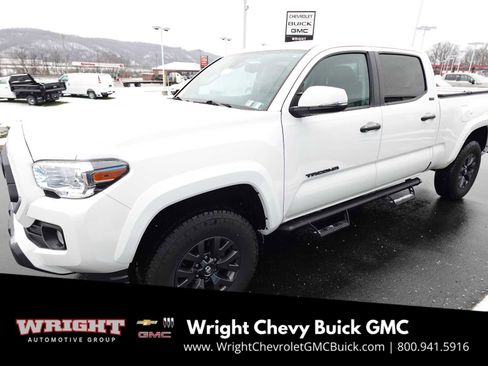 Used 2023 Toyota Tacoma SR5 image 7