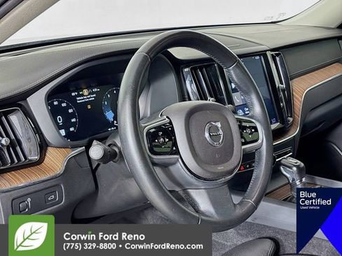 Used 2019 Volvo XC60 T6 Inscription image 11