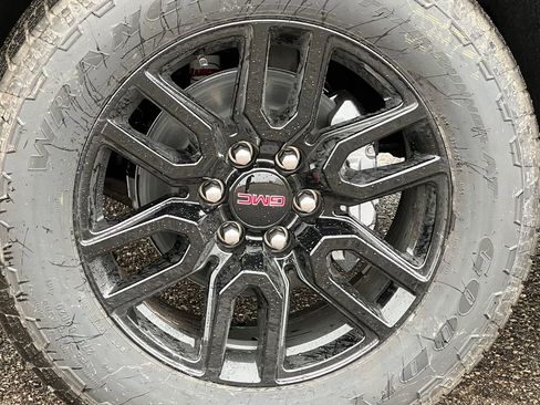 New 2026 GMC Sierra 1500 Elevation w/ Elevation Premium Package image 13