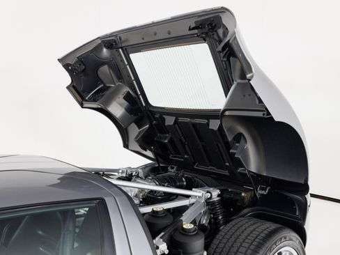 Used 2006 Ford GT RWD image 51