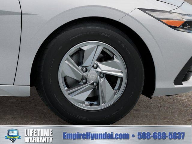New 2026 Hyundai Elantra SE FWD image 8