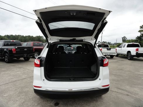 Used 2018 Chevrolet Equinox LT FWD image 11