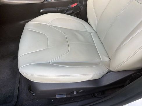 Used 2018 Ford Focus Titanium image 10