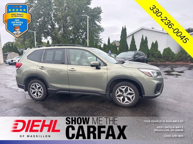 Used 2019 Subaru Forester Premium AWD/4WD image 2