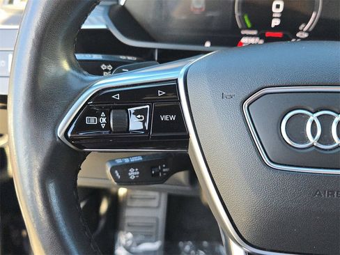 Certified 2022 Audi e-tron Chronos image 20