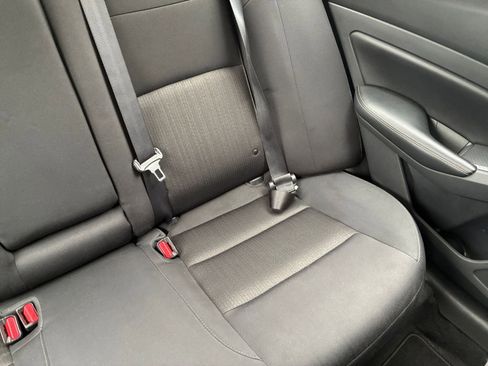 Used 2025 Nissan Altima 2.5 SV image 36