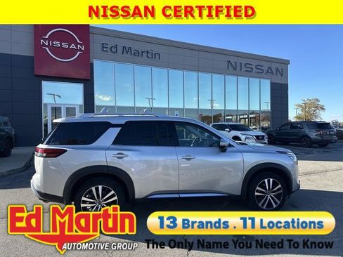 Certified 2024 Nissan Pathfinder Platinum w/ Cargo Package image 1