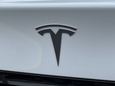 Used 2023 Tesla Model S Standard Range AWD/4WD image 21